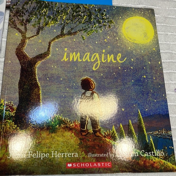 For Scholastic books - Picture 5 of 5